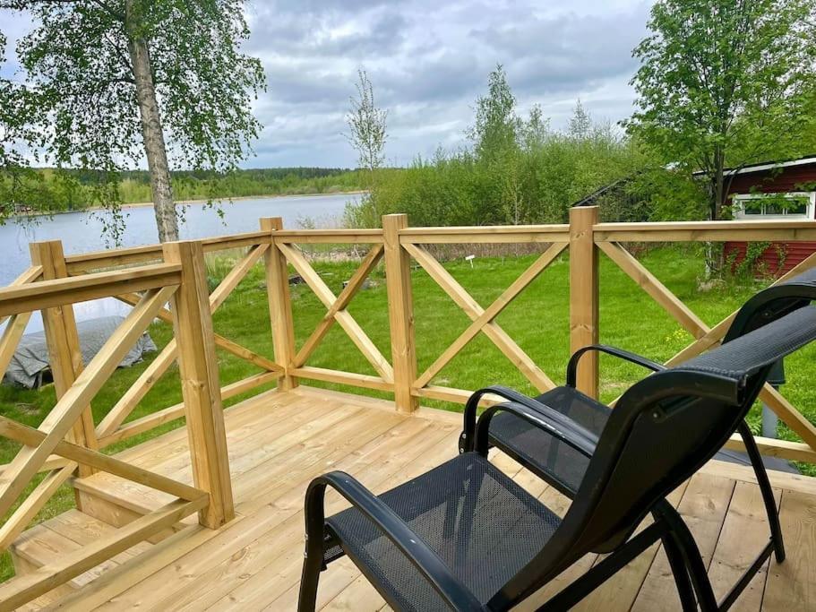 Mysig Stuga Med Sjoetomt, Naera Jaervsoebacken Exteriér fotografie