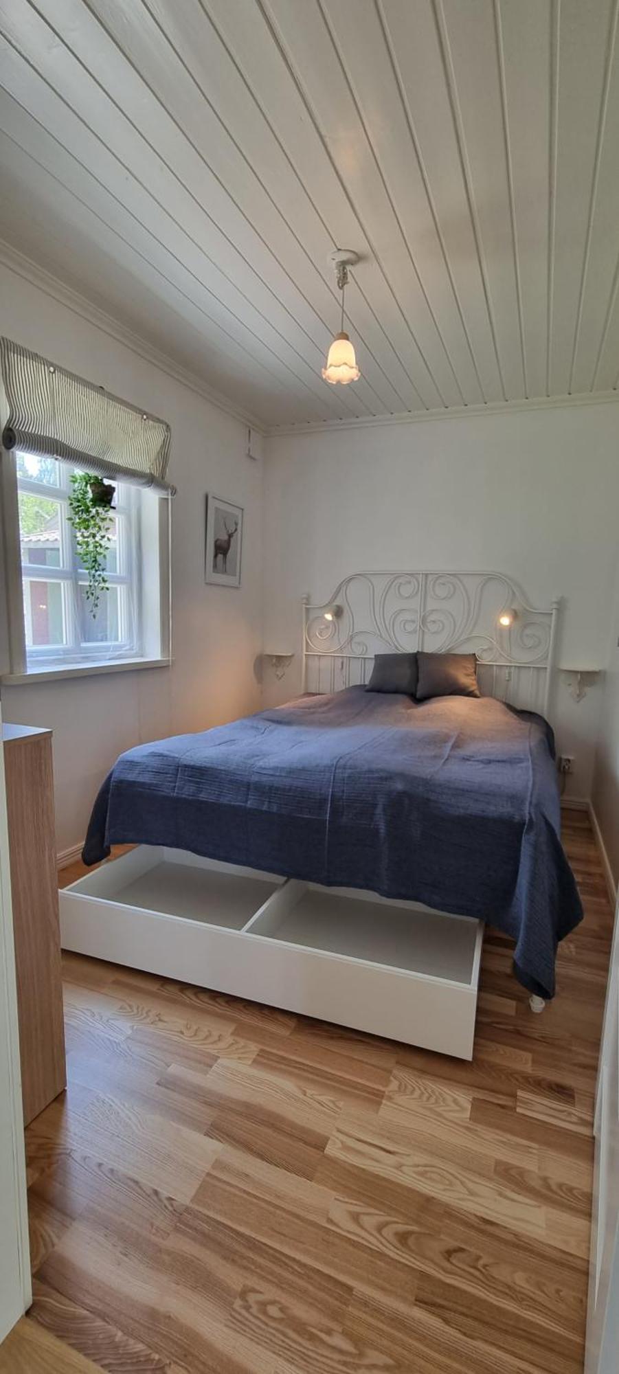 Mysig Stuga Med Sjoetomt, Naera Jaervsoebacken Exteriér fotografie
